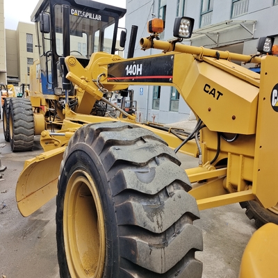 Gradiers 12H d'occasion Caterpillar 140h Gradier moteur avec des performances et 1200 heures de travail
