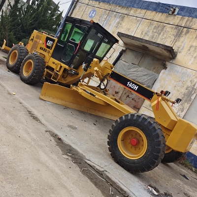 Caterpillar 140 motor grader d'occasion avec 1200 heures de travail et moteur Cummins