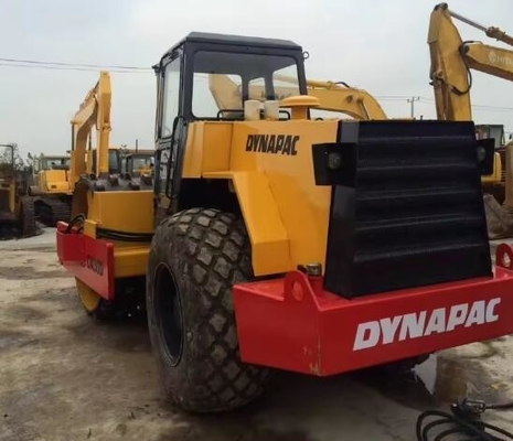 Rouleaux routiers Dynapac CA301D usagés de 1800 heures de travail en excellent état