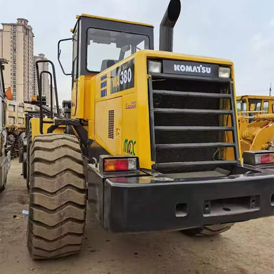 Chargeur d'occasion Komatsu WA380-3 avec moteur Komatsu SA6D114 et temps de travail réduit