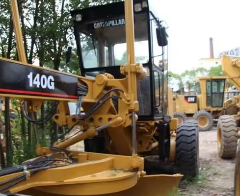C'est une machine de seconde main, en bon état