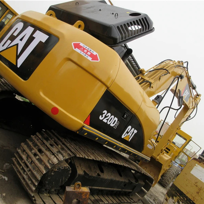 Excavateur CATERPILLAR 320D d'occasion avec une capacité de seau de 1,2 CBM en excellent état