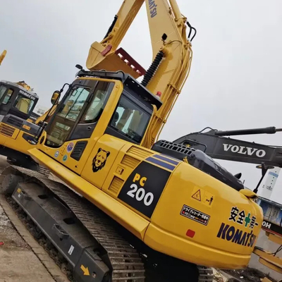 Komatsu PC200-8 Excavatrice hydraulique en bon état 100% japonaise