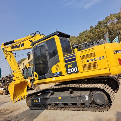 Excellent état KOMATSU PC200-8 Excavateur hydraulique à rampe avec 800 heures de travail