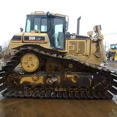 Bulldozers à rouleaux CAT D6r usés Dozers durables D6r avec 16000 KG de poids de la machine