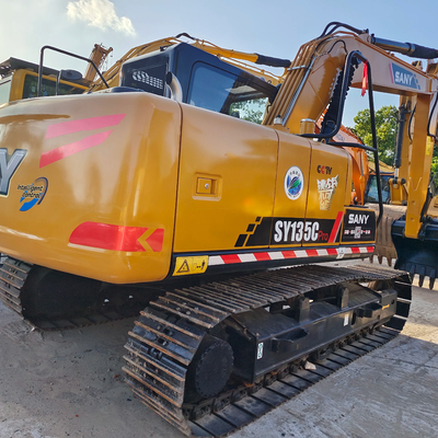Excavateur Sany SY135C d'occasion avec une capacité de seau de 0,7 CBM et un poids de fonctionnement de 13,5 tonnes