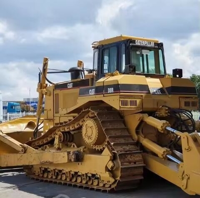 Bulldozer à rouleaux CAT D8R avec cylindre hydraulique Nabtesco en excellent état.