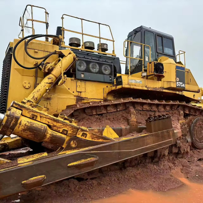 Les machines de construction utilisées avec moteur original
