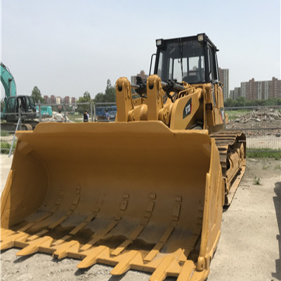 Japon Utilisé CAT973 973 Chargeurs à voie avec une capacité de chargement de 20 tonnes