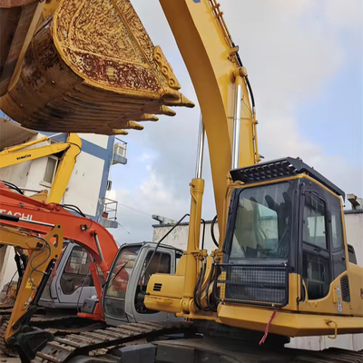 Excavateur PC450-8 utilisé de Komatsu avec 257 kW de puissance et 45125 kg de poids en bon état