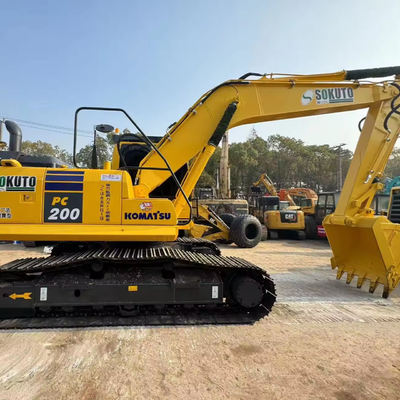 Utilisé Komatsu Pc 200 Excavateur Crawler Excavateur en mouvement Type Hauteur maximale de creusement 11000