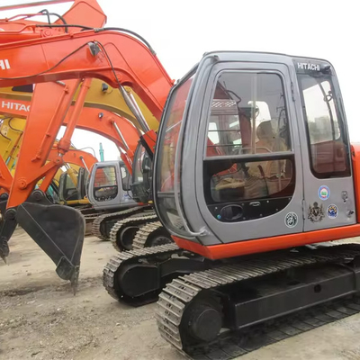 Excavateur Hitachi EX60-5 utilisé au Japon avec 2800 heures de travail et pompe hydraulique originale