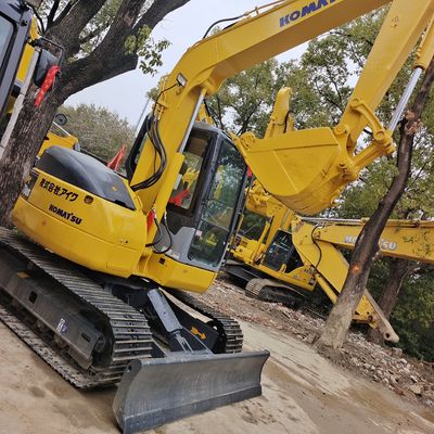 Excavateur PC78US Komatsu d'occasion avec 800 heures de travail et cylindre hydraulique original