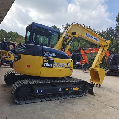 Excavateur PC78US Komatsu utilisé en bon état avec un poids de 7190