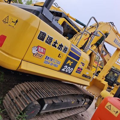 20000 KG Poids de la machine Originale Japon Komatsu PC200-8 Excavateur d'occasion