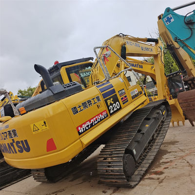 Excavatrice utilisée Komatsu PC220-8 de 22 tonnes et chaussures de piste d'occasion