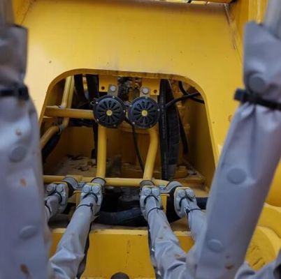 Excavatrice utilisée Komatsu PC200-8 20 tonnes Poids de fonctionnement Original Japon Bon état