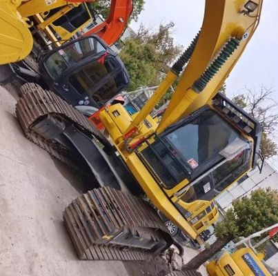 En bon état, excavatrice Komatsu pc200-8 de 20 tonnes avec pompe hydraulique originale au Japon.