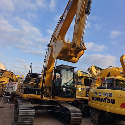 Excavatrice Caterpillar 320DL utilisée à Shanghai au Japon avec une capacité de seau de 1,2 M3