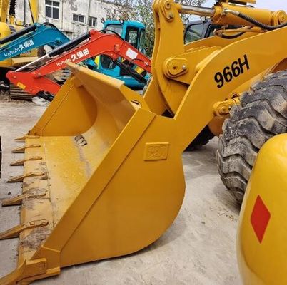 Chargeur avant Caterpillar 966H pour projets de construction