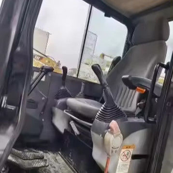 SanySY60C Excavateur hydraulique à chenille Excavateur d'occasion avec soupape hydraulique originale