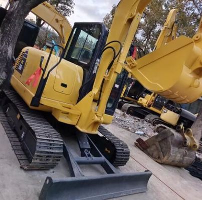2023 Excavateur à remorque à rouleaux d'origine utilisée Komatsu PC56 avec les exigences du client