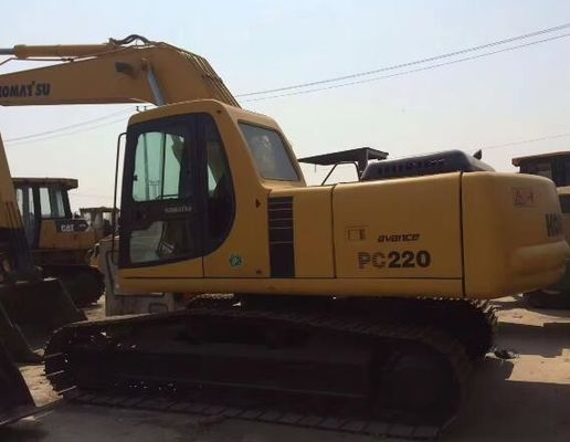 Excavateurs japonais d'occasion de 22 tonnes PC220-6 Excavateur Komatsu d'occasion avec 1 seau CBM