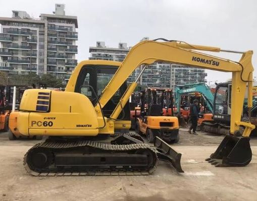 800 heures de travail Utilisé Komatsu PC60-7 Excavateur à chenille 6 tonnes Petit équipement de creusement