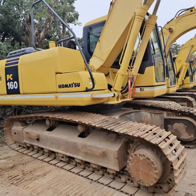 Excavateur à chenille Komatsu PC160-7 avec 890 heures de travail et 16300 kg de poids de fonctionnement
