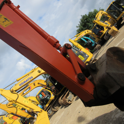 Excavateur Hitachi EX120-3 en bon état au Japon avec original cylindre hydraulique